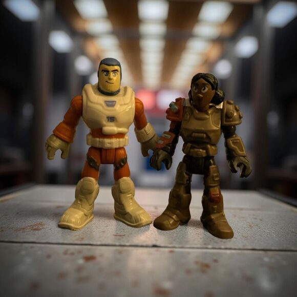 Imaginext Toy Story Buzz Light Year & Izzy Hawthorne Action Figures 3” A6 - Picture 8 of 8